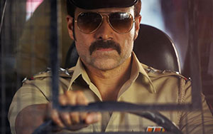 Emran Hashmi`s suave look in Sanjay Gupta`s Mumbai Saga